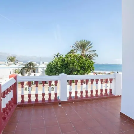 Villa Corralejo Beach Villa Tierra With Private Heated Pool, Bbq, Fast Wifi & Breathtaking Views By Amazzzing Travel *