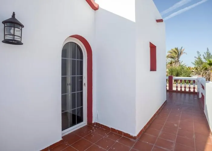 Villa Corralejo Beach Villa Tierra With Private Heated Pool, Bbq, Fast Wifi & Breathtaking Views By Amazzzing Travel Corralejo