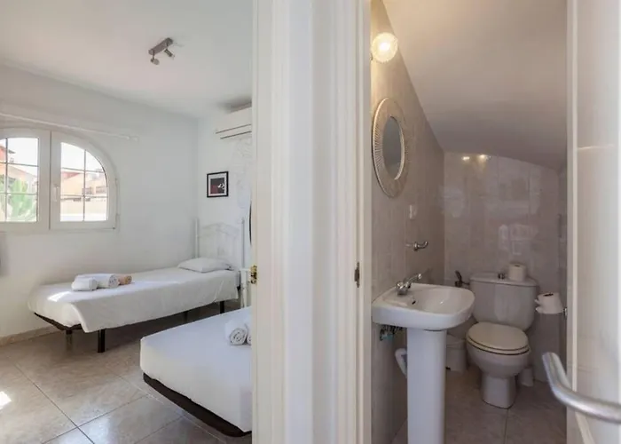 Corralejo Beach Villa Tierra With Private Heated Pool, Bbq, Fast Wifi & Breathtaking Views By Amazzzing Travel ヴィラ